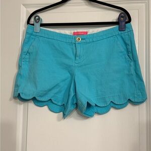 Lilly Pulitzer Women's Buttercup Scallop Stretch Shorts in Blue Horizon Size 10